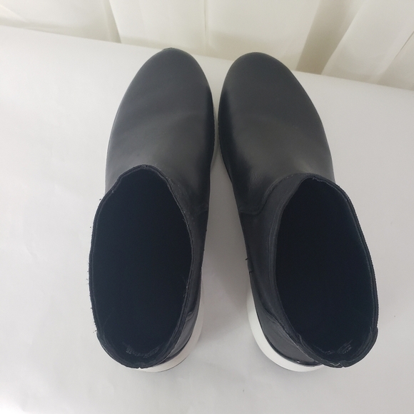 Cole Haan 3. Zero Grand Chelsea Ankle Boot - Picture 13 of 15